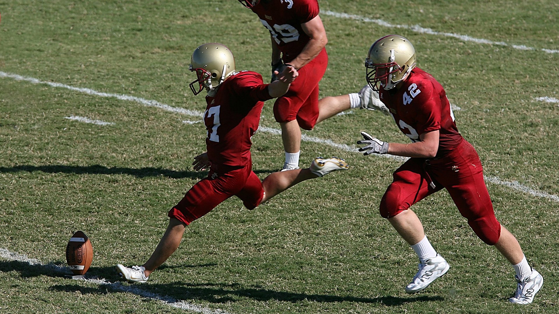 基层足球教练专业能力不足,作为足球教练应该具备什么素养